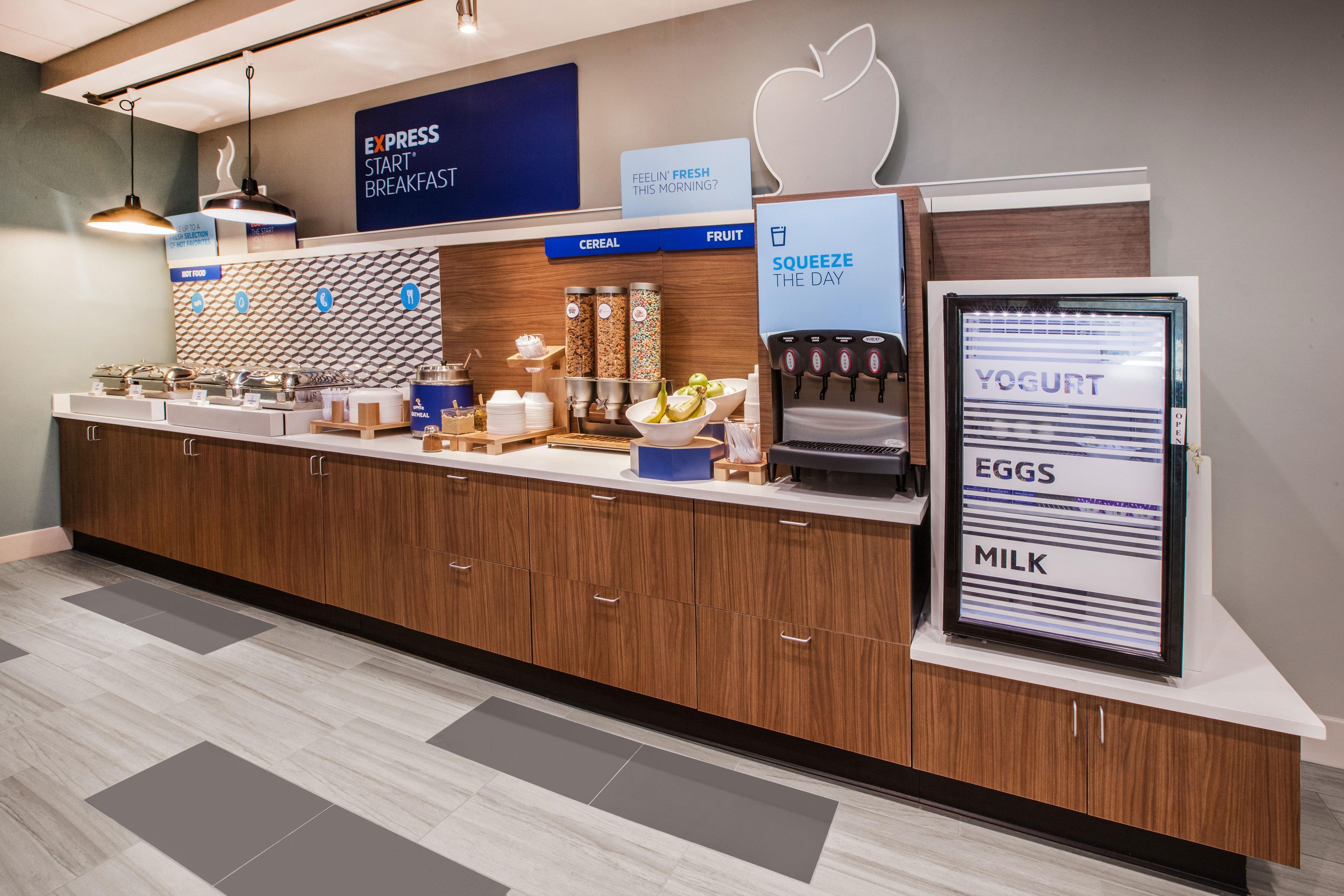 Holiday Inn Express & Suites - Worthington By Ihg מראה חיצוני תמונה