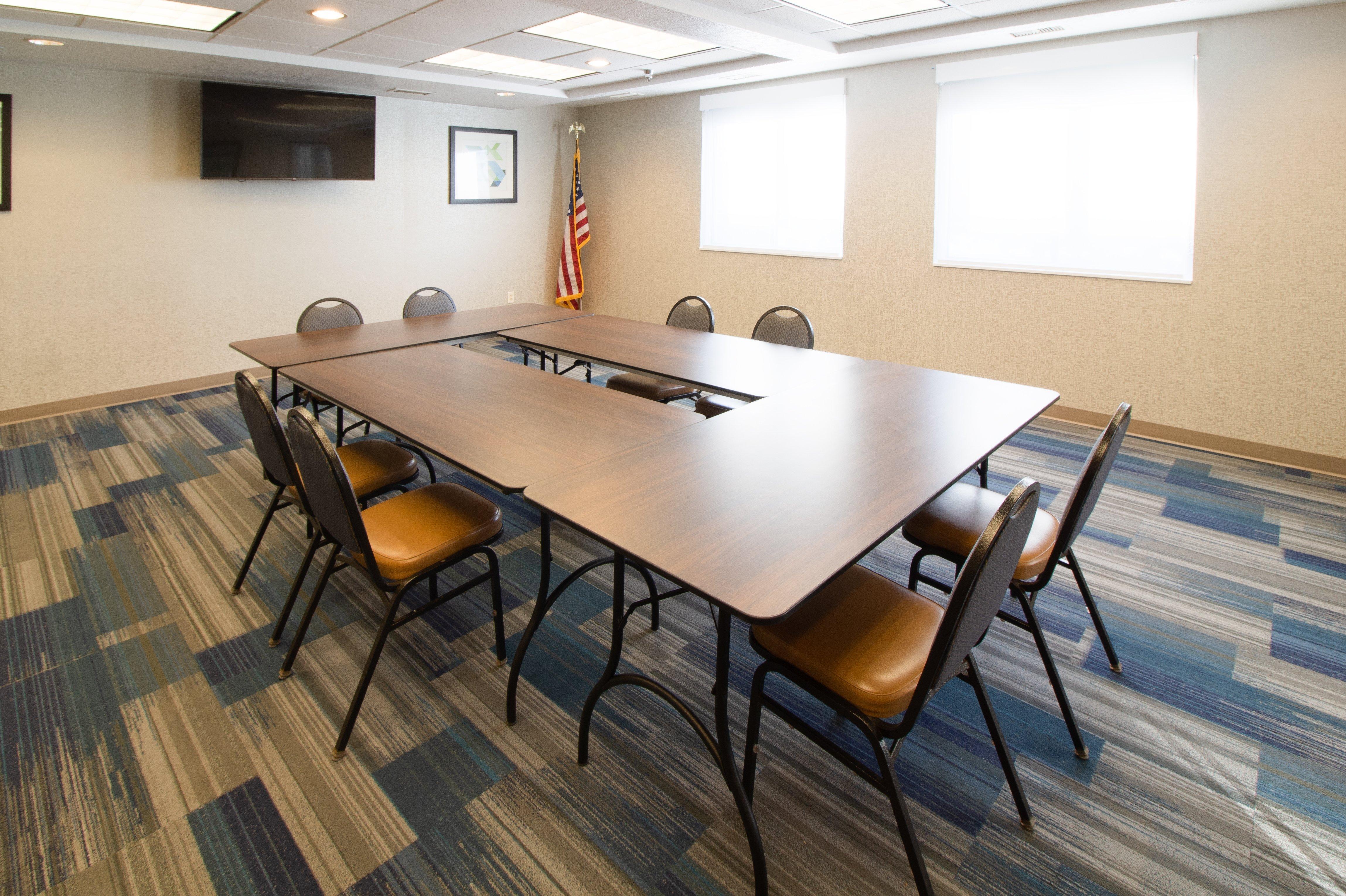 Holiday Inn Express & Suites - Worthington By Ihg מראה חיצוני תמונה