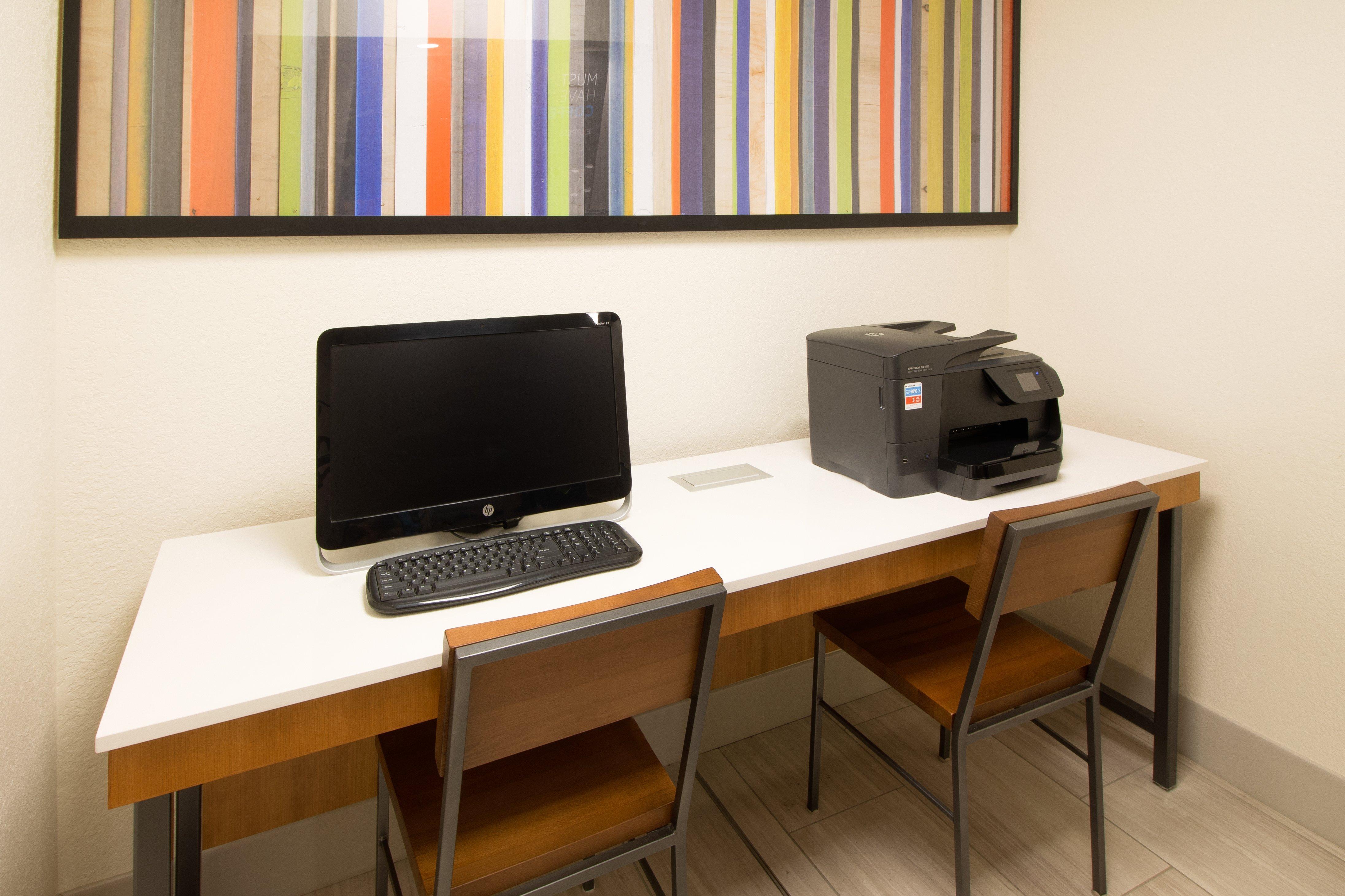 Holiday Inn Express & Suites - Worthington By Ihg מראה חיצוני תמונה