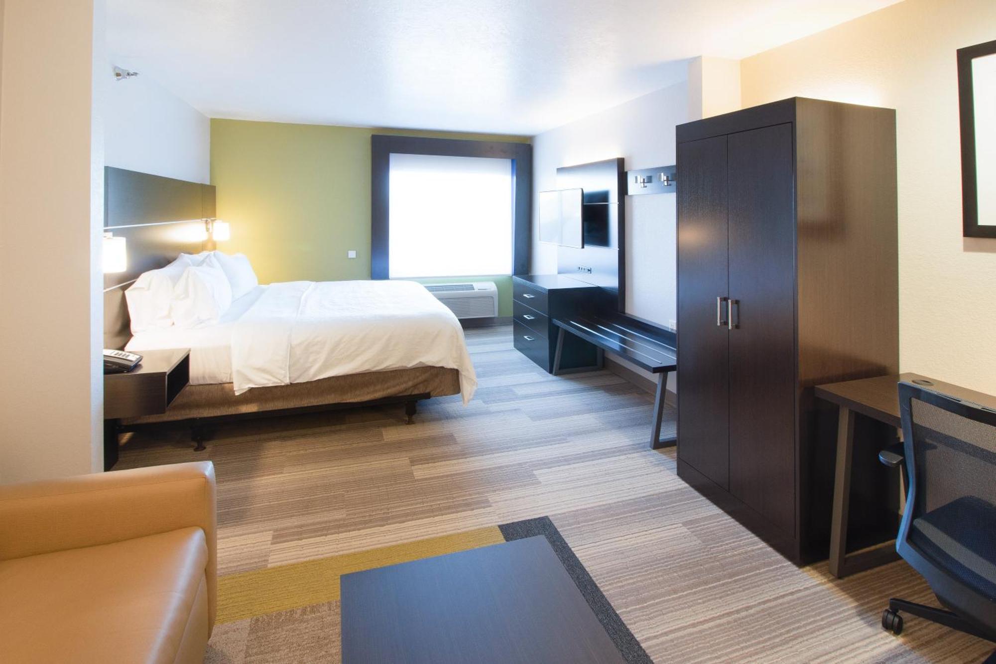 Holiday Inn Express & Suites - Worthington By Ihg מראה חיצוני תמונה