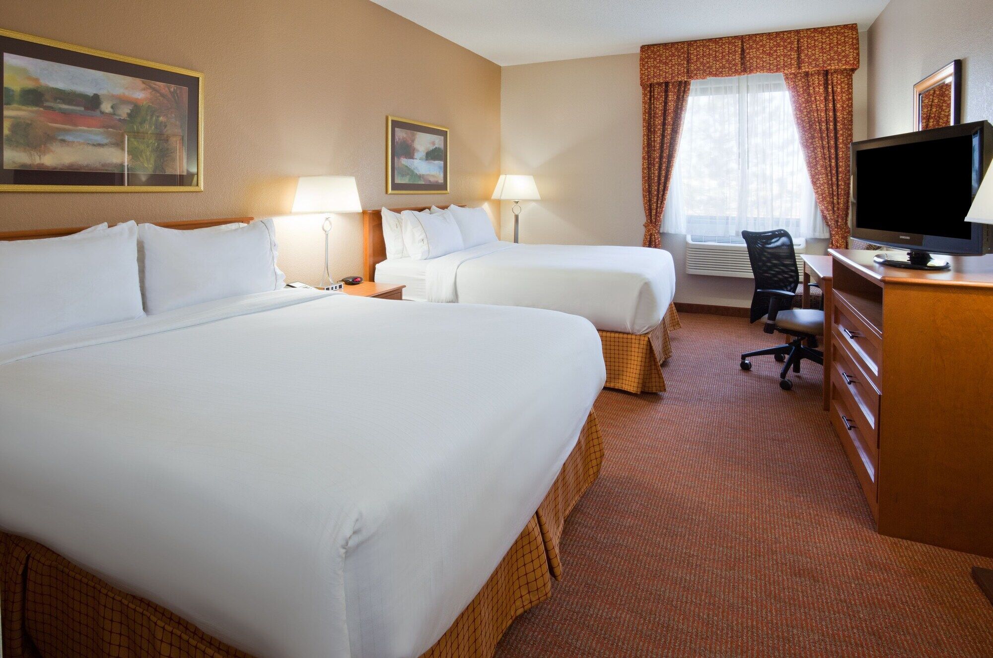 Holiday Inn Express & Suites - Worthington By Ihg מראה חיצוני תמונה