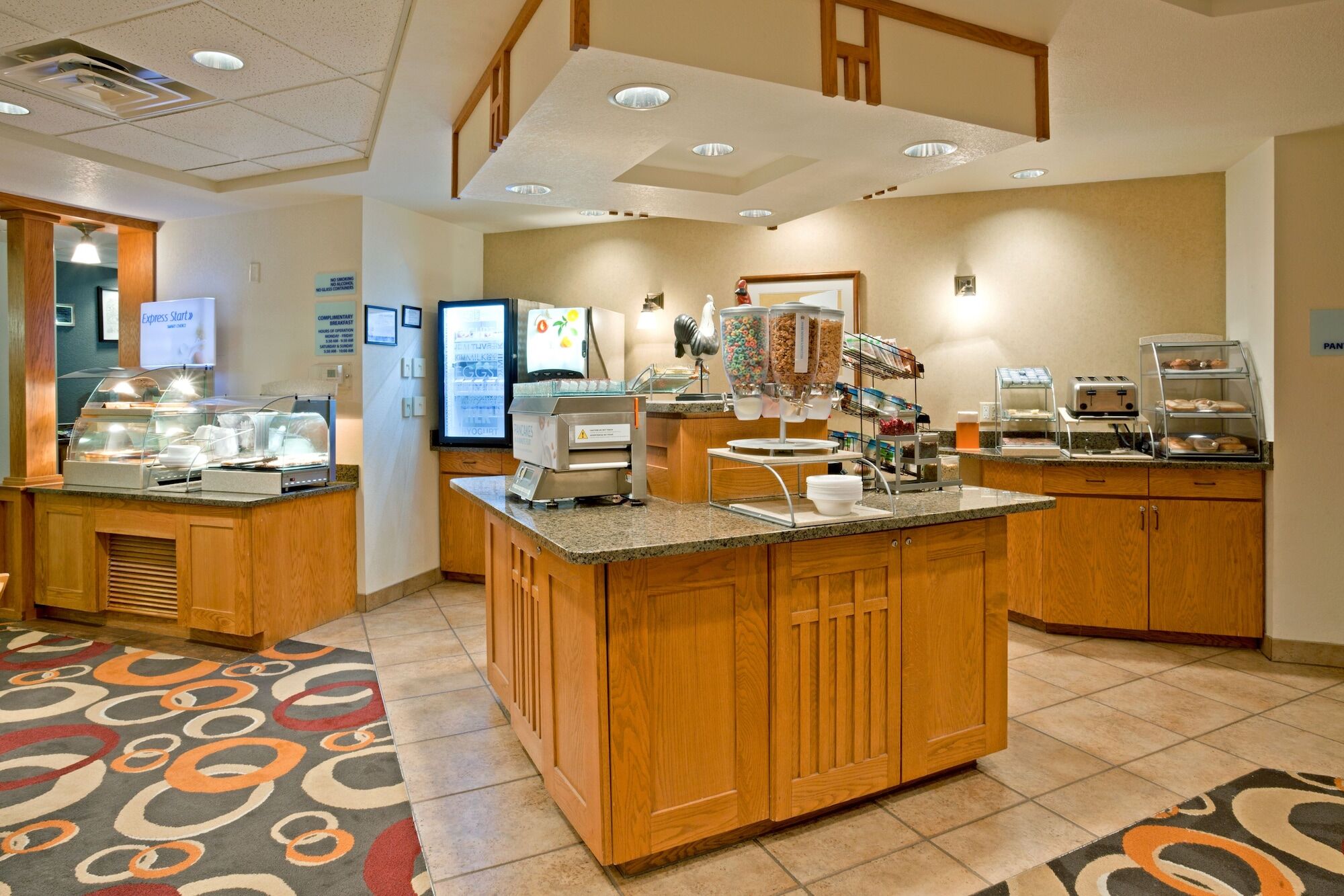 Holiday Inn Express & Suites - Worthington By Ihg מראה חיצוני תמונה